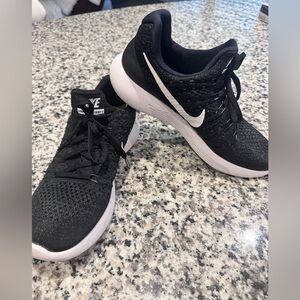 Nike Black and White Knit Running Sneakers